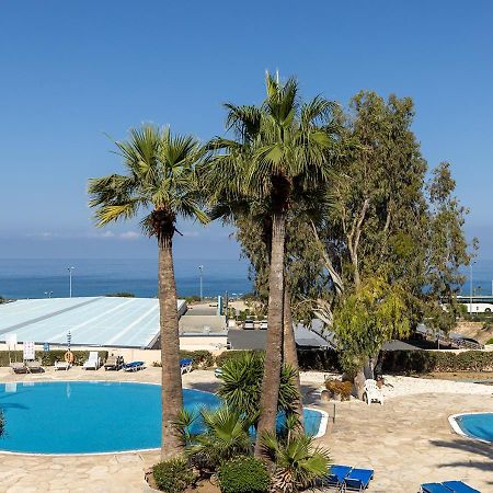 105 Kings Palace - Fabulous 2 Bed, 2 Bath, Large Patio With Garden - Sea Views Paphos Kültér fotó