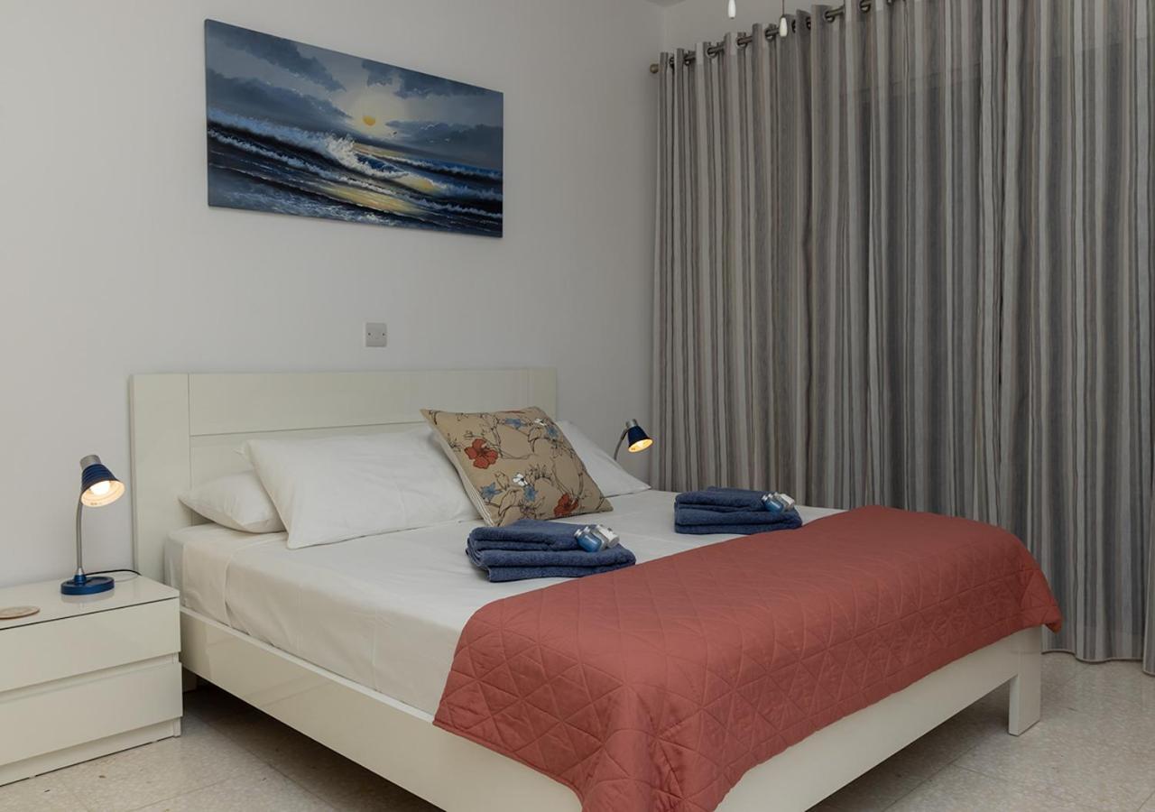 105 Kings Palace - Fabulous 2 Bed, 2 Bath, Large Patio With Garden - Sea Views Paphos Kültér fotó
