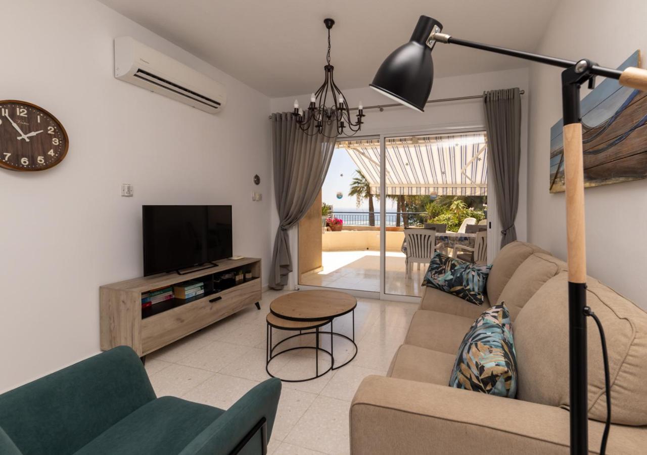 105 Kings Palace - Fabulous 2 Bed, 2 Bath, Large Patio With Garden - Sea Views Paphos Kültér fotó