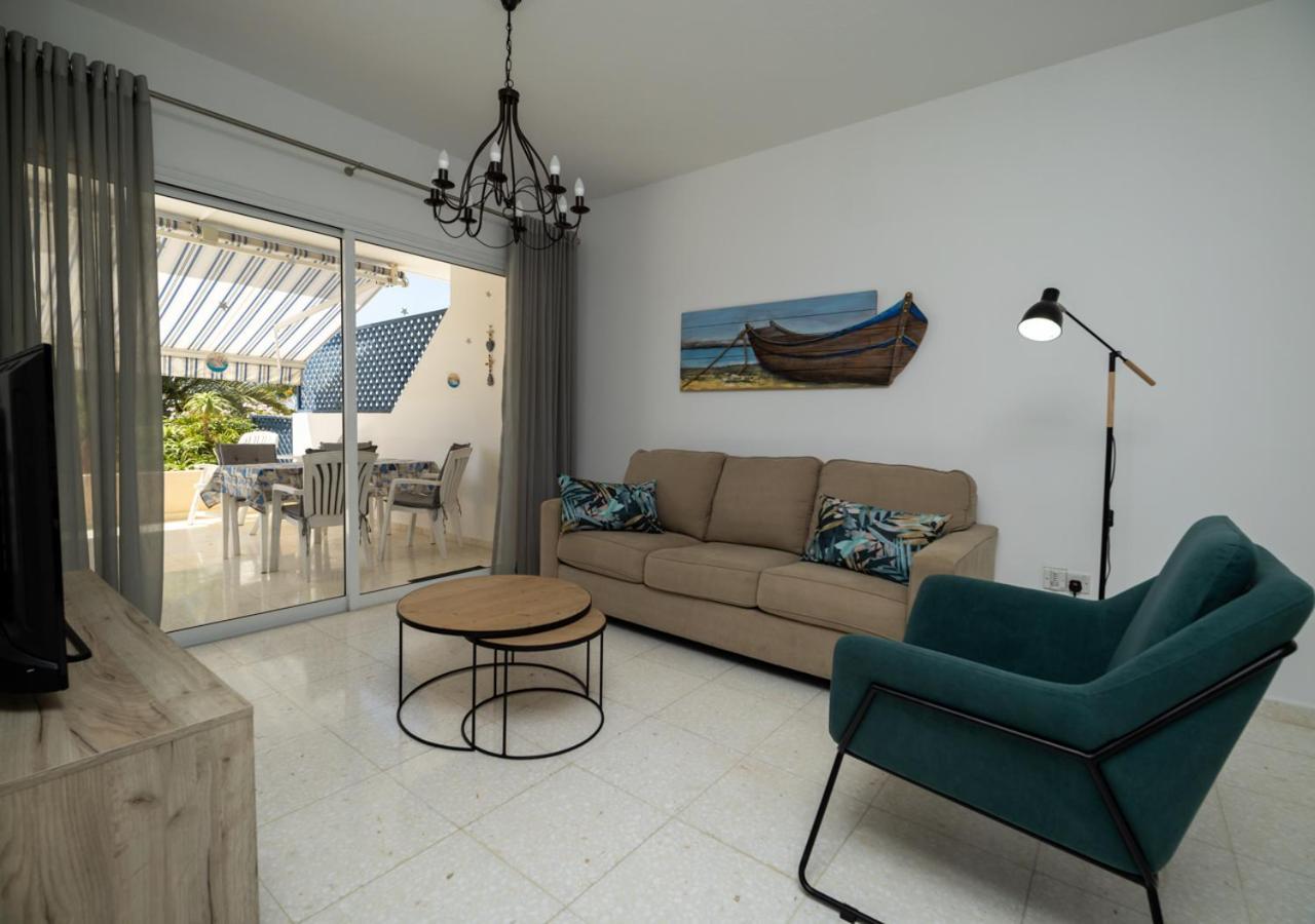 105 Kings Palace - Fabulous 2 Bed, 2 Bath, Large Patio With Garden - Sea Views Paphos Kültér fotó