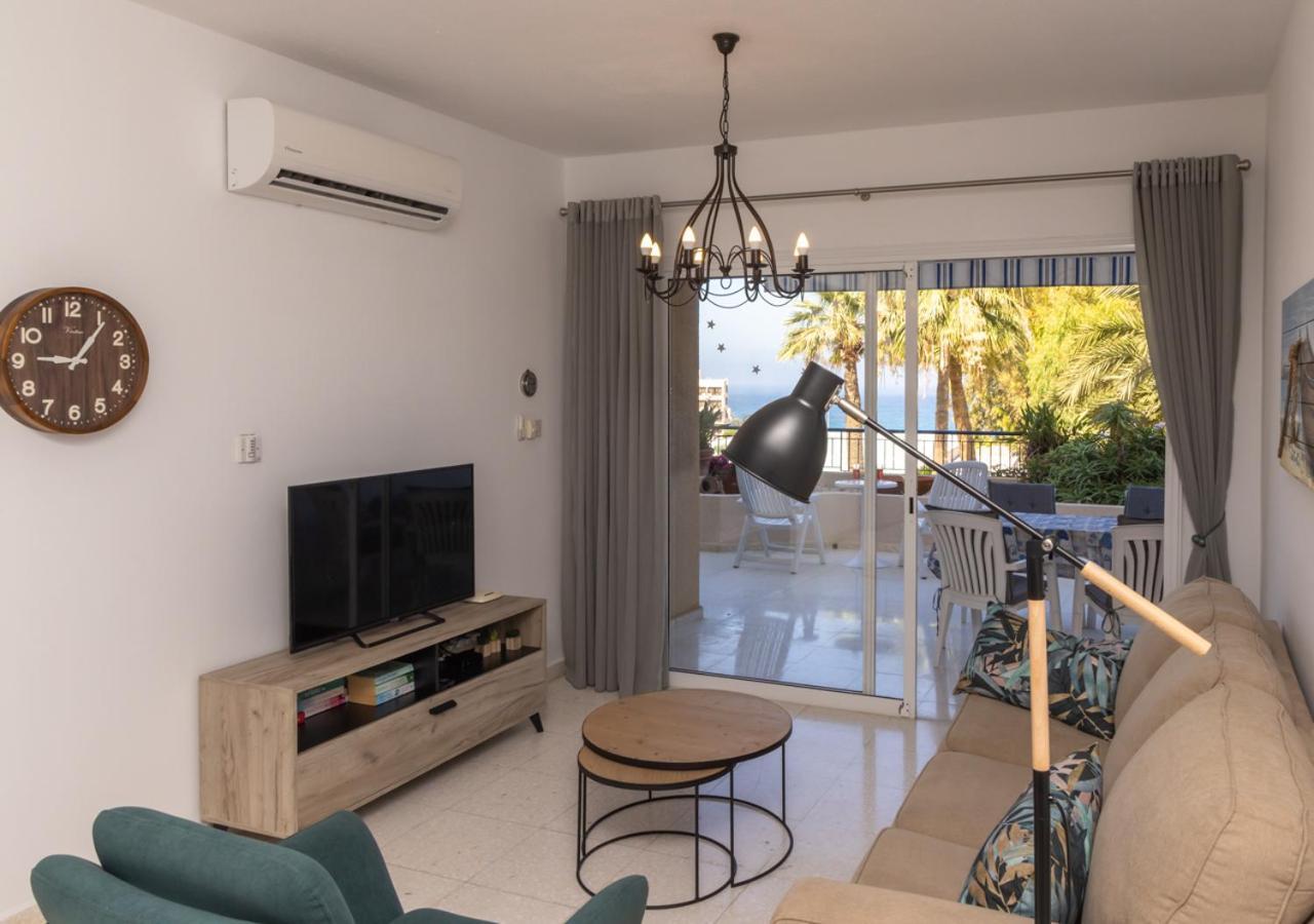 105 Kings Palace - Fabulous 2 Bed, 2 Bath, Large Patio With Garden - Sea Views Paphos Kültér fotó