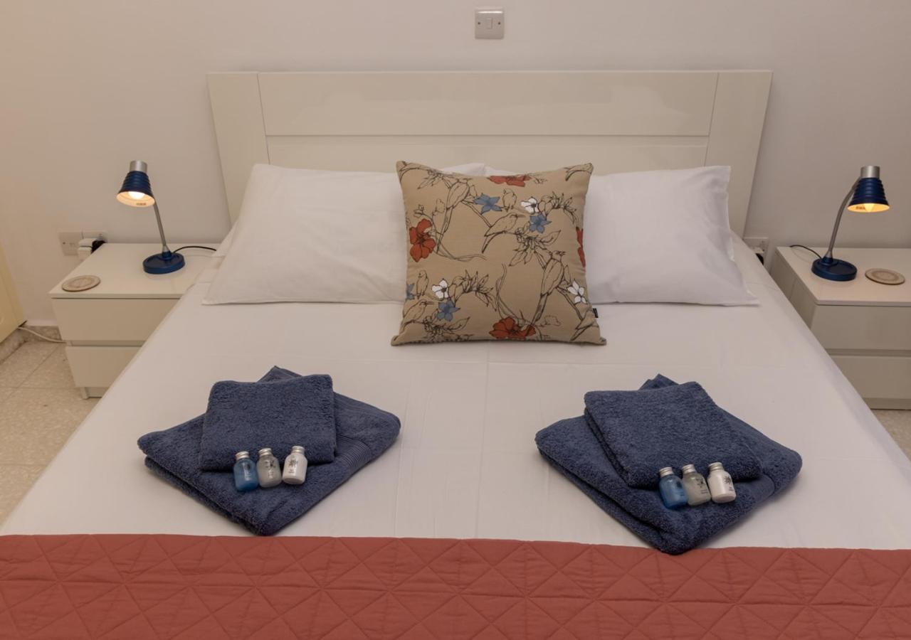 105 Kings Palace - Fabulous 2 Bed, 2 Bath, Large Patio With Garden - Sea Views Paphos Kültér fotó