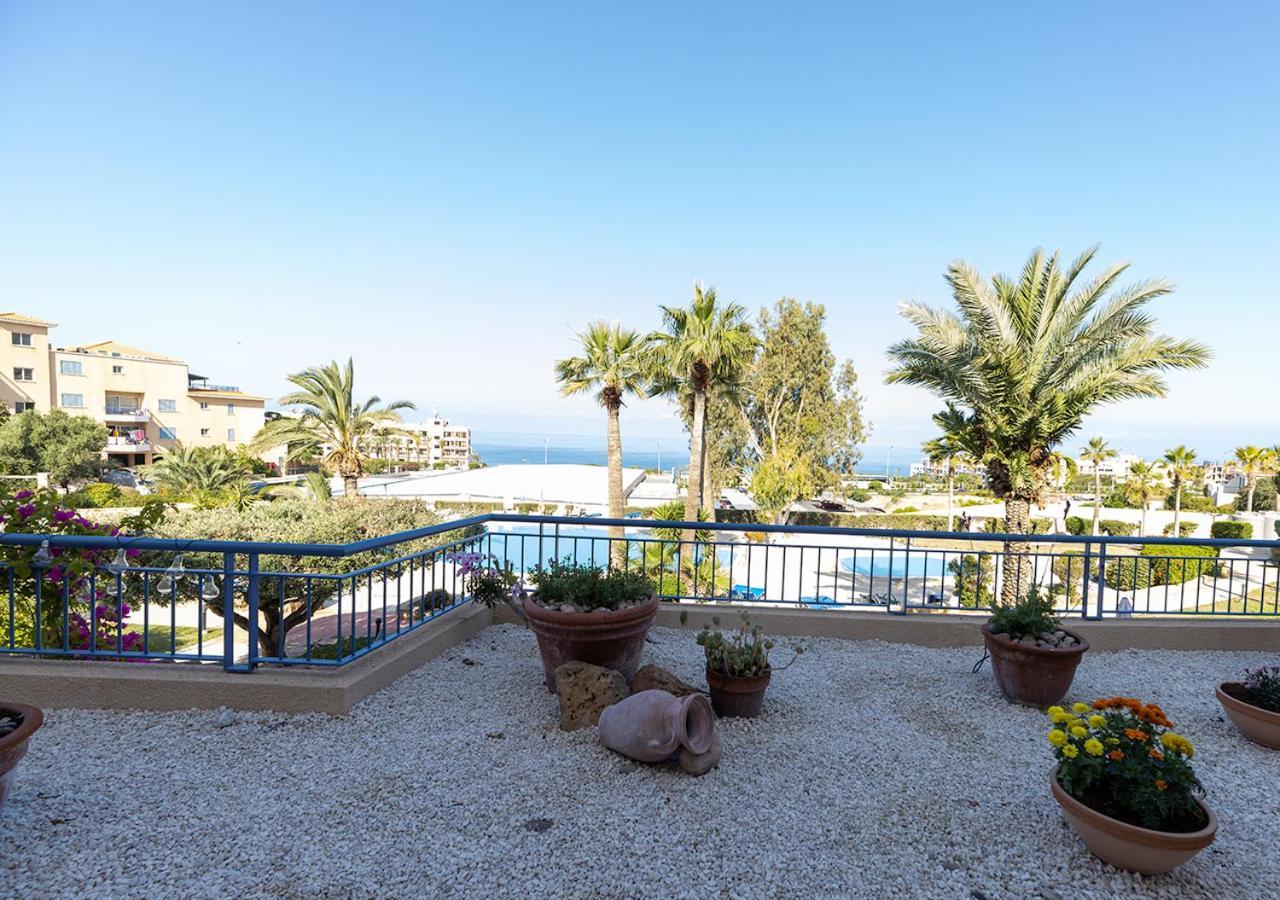 105 Kings Palace - Fabulous 2 Bed, 2 Bath, Large Patio With Garden - Sea Views Paphos Kültér fotó