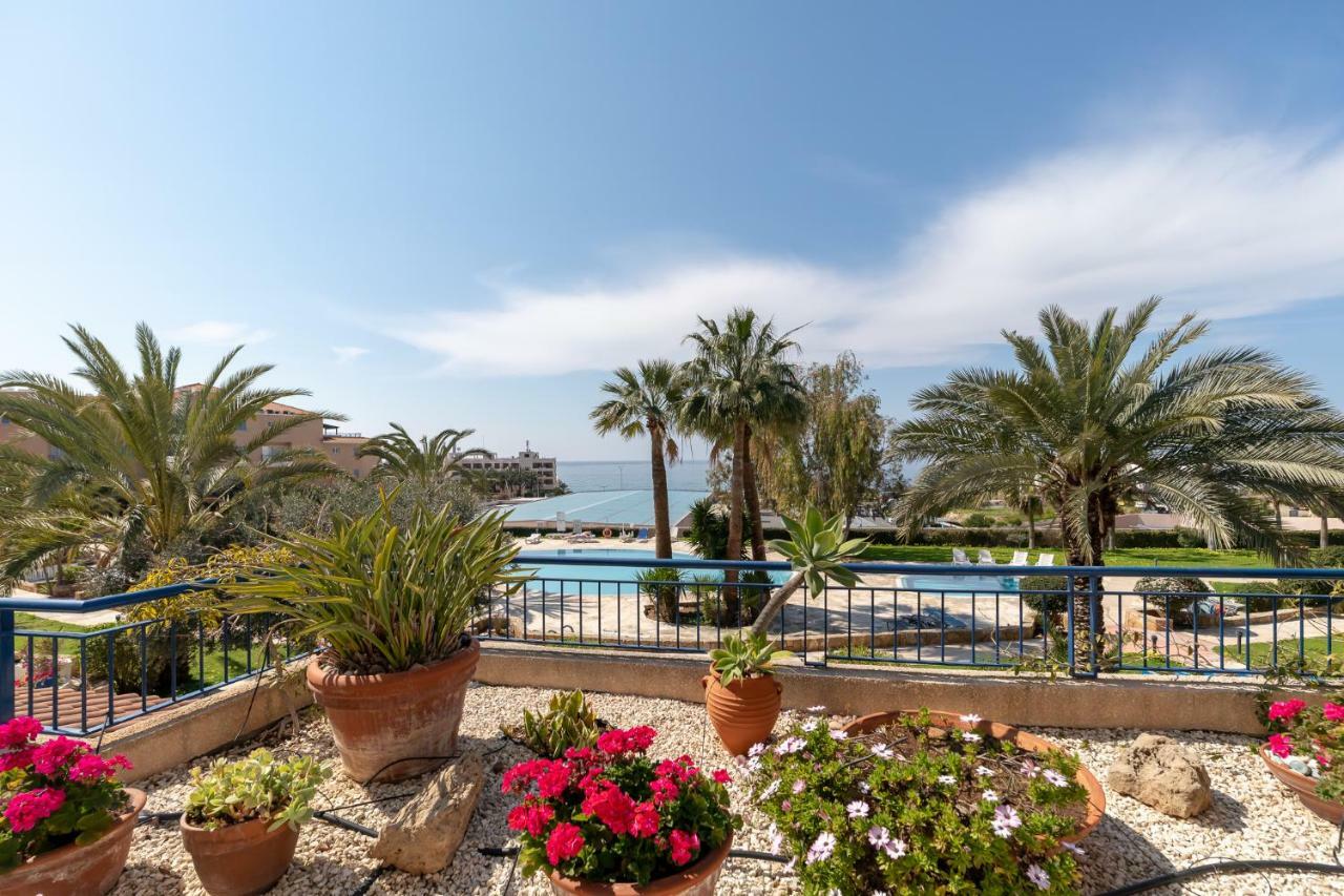 105 Kings Palace - Fabulous 2 Bed, 2 Bath, Large Patio With Garden - Sea Views Paphos Kültér fotó